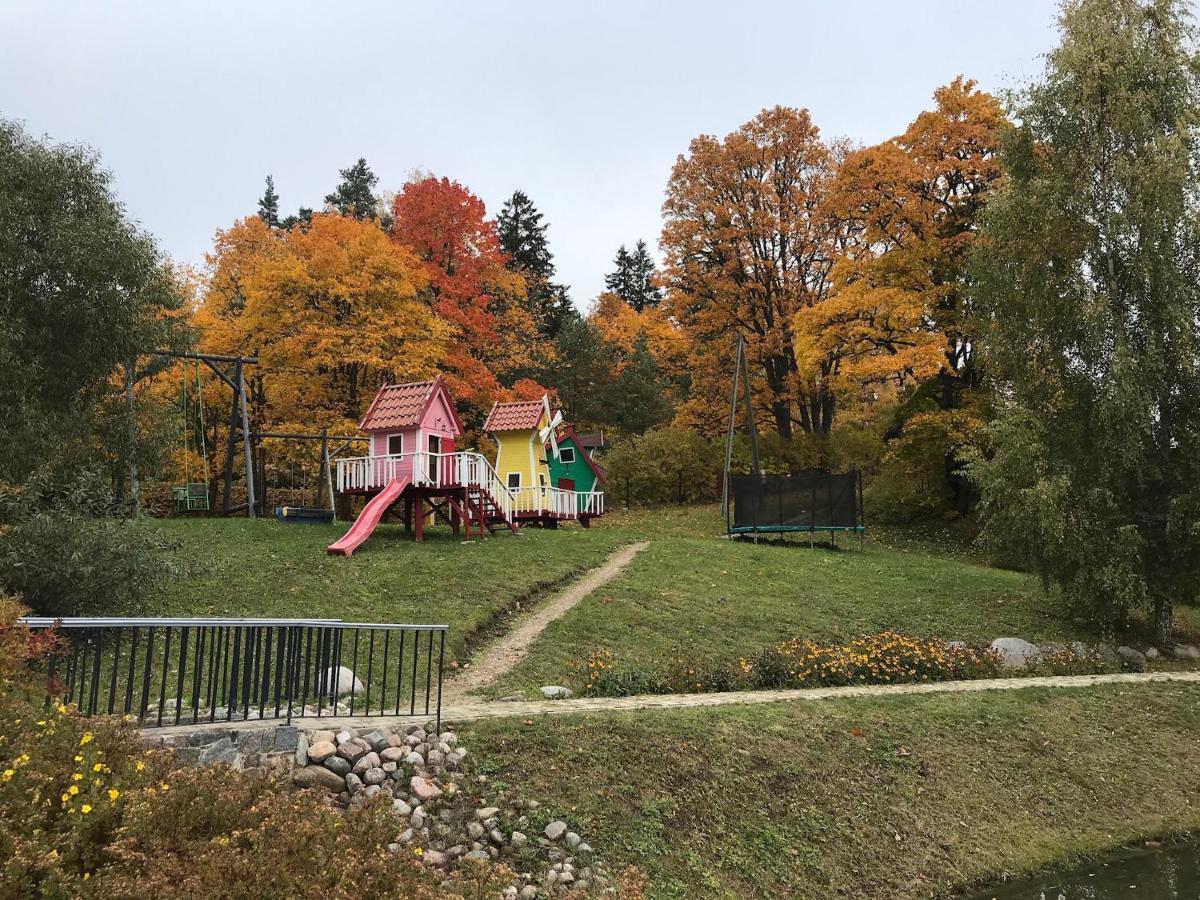 Dzirnavkalns Holiday home Cesvaine